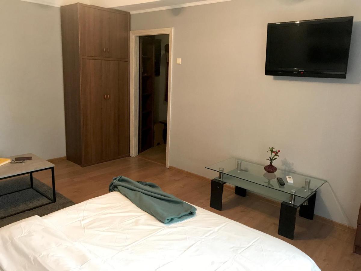 Apartment Olympyska On Velyka Vasylkyvska 45 كييف المظهر الخارجي الصورة